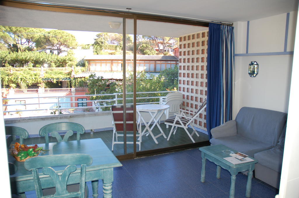 Apartaments El Trull Lloret de Mar Exterior photo